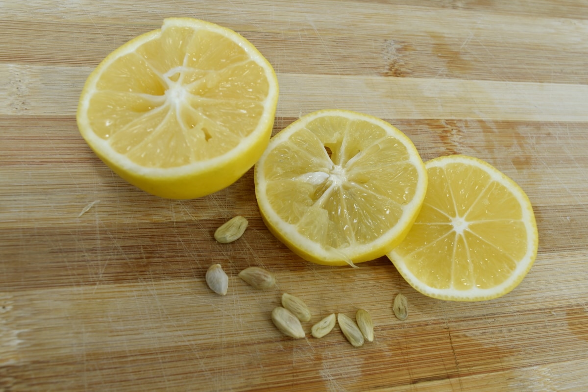 Äppelcidervinäger och citron mot akne